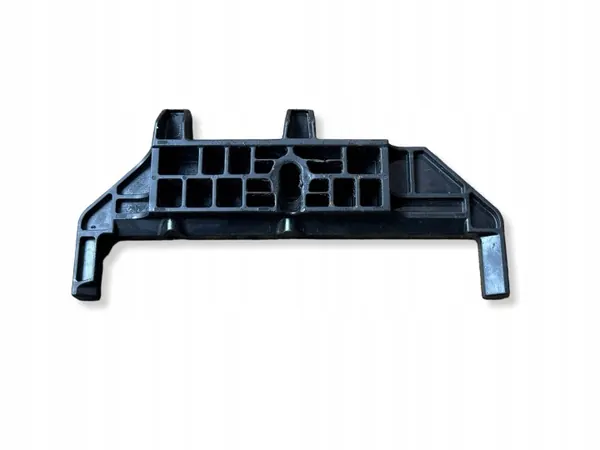 Mercedes-Benz Batterifäste OEM 2306190214 Begagnad image 2