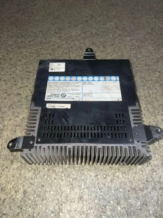 OEM 8375007 Radiovahvistin BMW E36:lle image 3