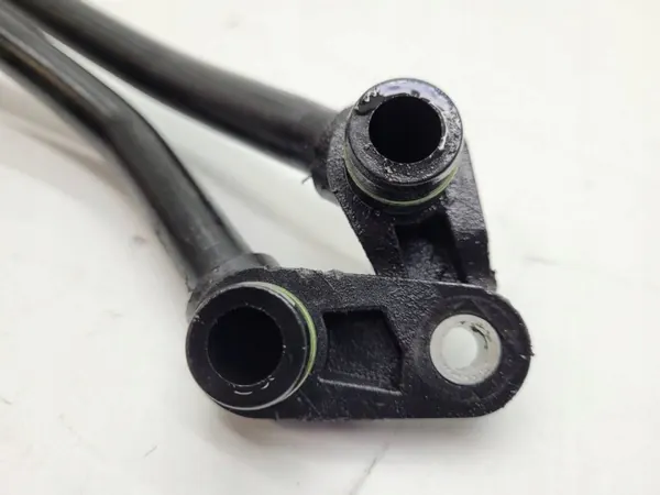 Durite de refroidisseur d'huile OEM R20321AD BMW Série 7 image 4