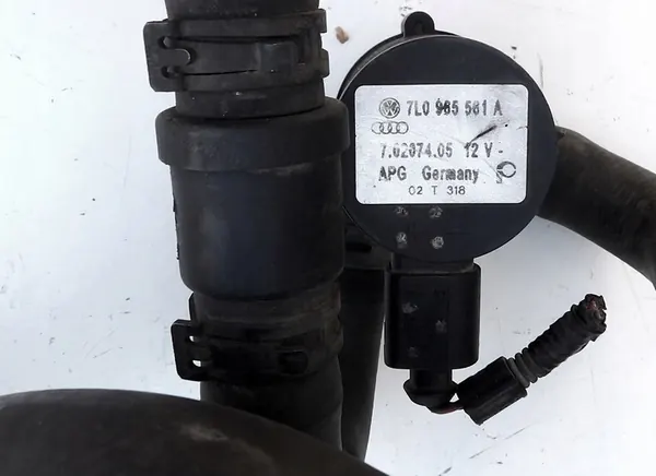 Volkswagen Vattenpump 7L0965561A image 4
