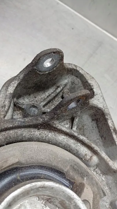 Yläiskiskokiinnike OEM 8E0412383 Audi A4 B6/B7 image 4