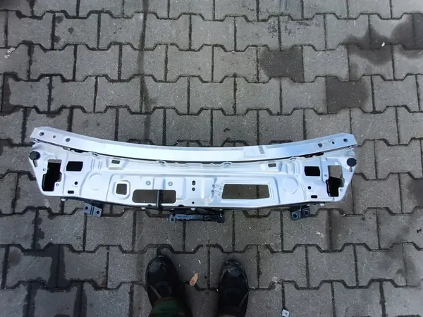 MERCEDES C-KLASA W206 2021 Paraurti anteriore superiore OEM A2066201400 image 2