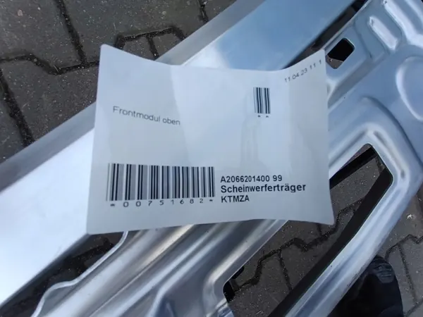 MERCEDES C-KLASA W206 2021 Paraurti anteriore superiore OEM A2066201400 image 3