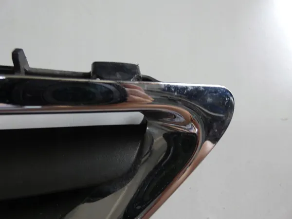 Renault Megane grille 7700428963 image 2