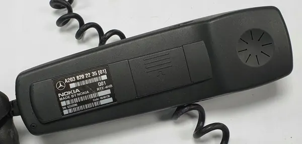 Auricular Mercedes W203 OEM A2038202235 - Usado image 4