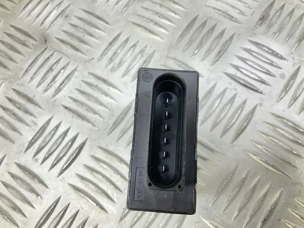 Bränslepumpsstyrenhet OEM 3Q0906121D för VW Golf 2.0TDI image 3