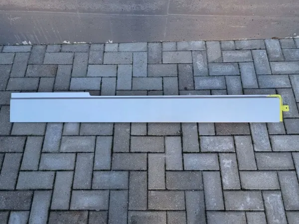 Couvercle rail porte latérale OEM 7H3843795G VW Transporter image 2