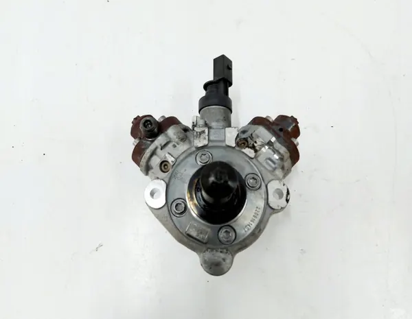 BMW X3/X4 3.0D insprutningspump OEM 8571555 image 2