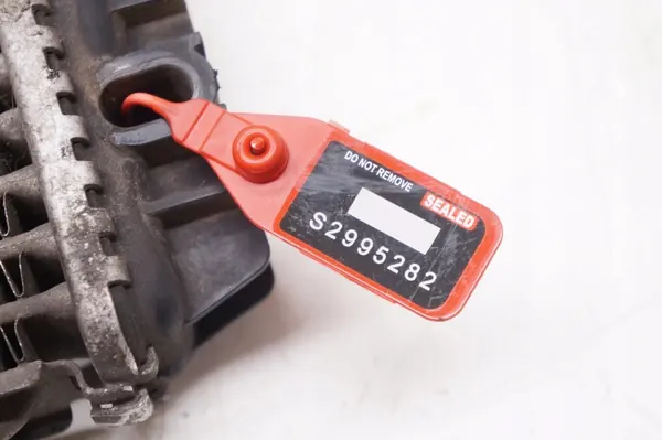 VOLVO XC90 I 2.4D Intercooler 31274553 image 3