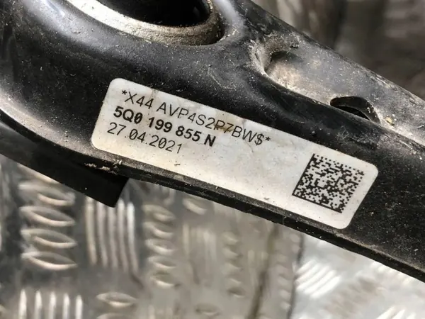 Pastilhas de travão dianteiras OEM 5WA199315 VW Golf VII image 3