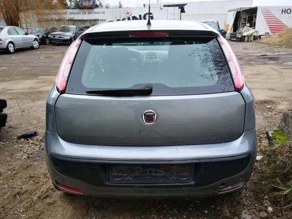 Colector de escape OEM 73501340 Fiat Punto 1.3L image 9