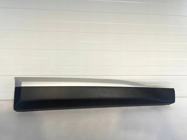 Peugeot 2008 II Moldura Puerta Derecha Delantera OEM 9837637080 image 2