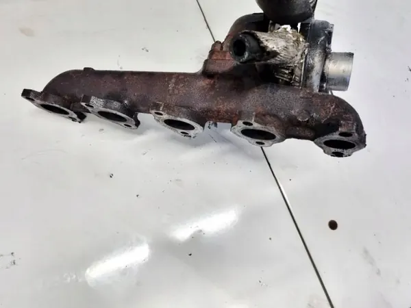 Pakoputken keräin OEM EIS-2058441 Citroen Xsara Picasso image 2
