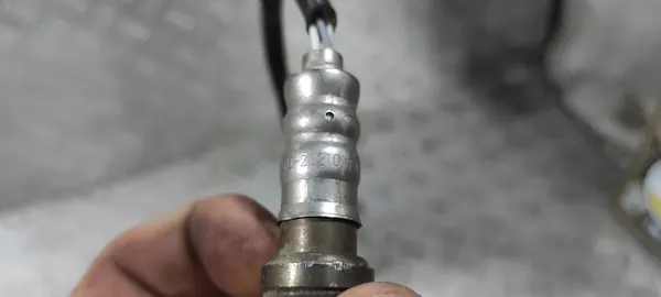 Sensor Lambda Hyundai 392102C210 image 3
