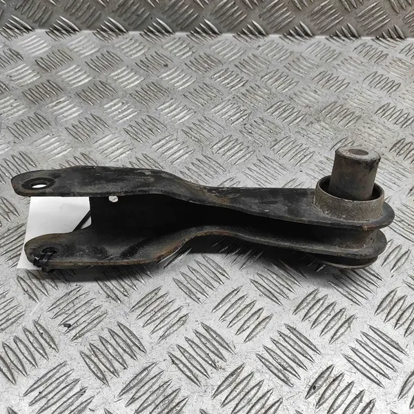 Land Rover Range Rover Velar 2018 Right Upper Rear Arm OEM image 2