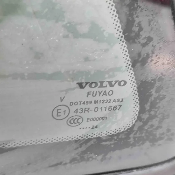 Vasen Takaikkuna Volvo XC60 II OEM 32314883 image 7
