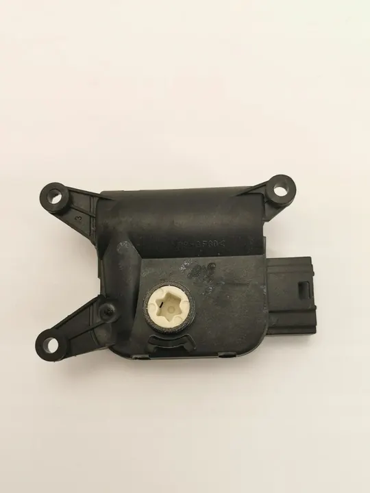 Lämmitysmootori VW Passat B6 06-14 image 2