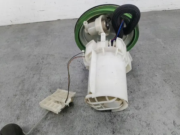 Bränslepump OEM POMPA PALIWA OPEL CORSA C 1.0 12V image 4