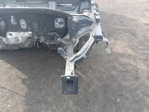 OEM 477220 Longarina esquerda para KIA Proceed III Lift image 2