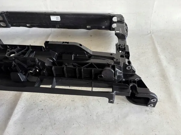 Reforço dianteiro OEM 5H0805588J para VW Golf 8 image 4
