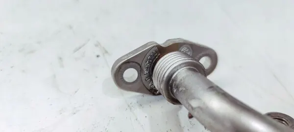 Tubo de drenagem de óleo Audi A1 A3 1.6 TDI Volkswagen Seat 03L145736D image 3