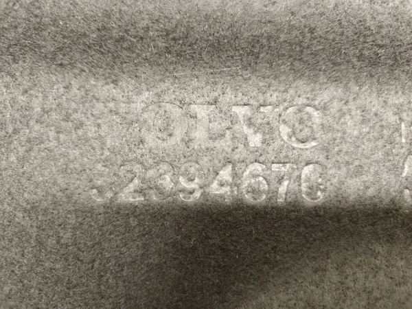 Volvo XC40 achterbakplank OEM 32394670 2017- image 7