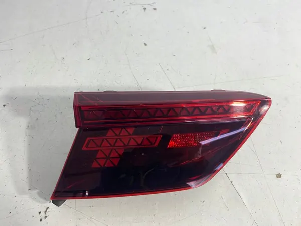 Luz trasera izquierda VW Tiguan II 5NA image 4