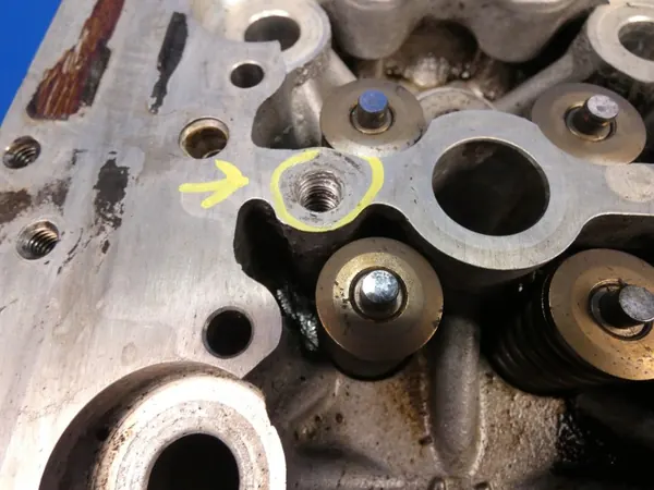 OEM 22111-2F700 Cylinderhuvud för Hyundai/Kia 2.2 CRDI image 6