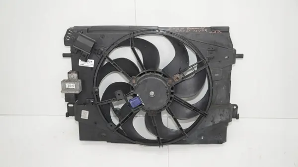 Ventilador de arrefecimento OEM 360192024 Renault Clio IV image 2