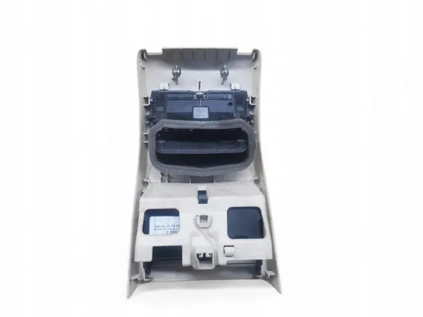 Rejilla de ventilación trasera OEM A1766801050 Mercedes-Benz image 7