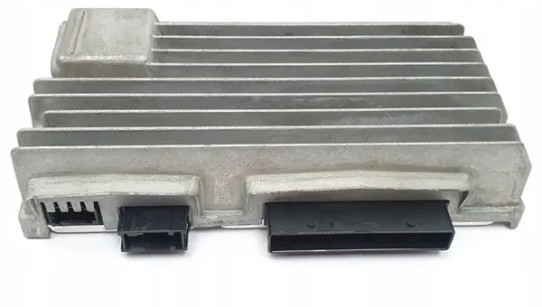 Bang & Olufsen förstärkare OEM 8T1035223A för Audi image 3