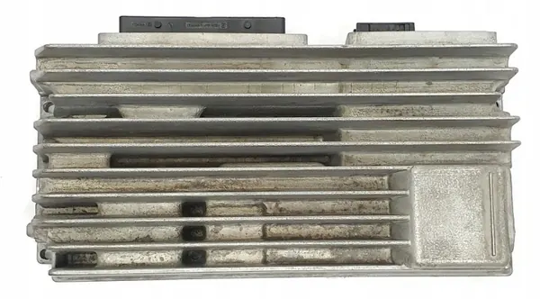 Bang & Olufsen förstärkare OEM 8T1035223A för Audi image 6
