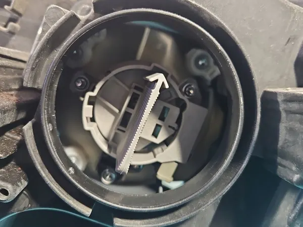 Farol direito Seat Alhambra II 7N 10-15 OEM 7N5941006F image 10