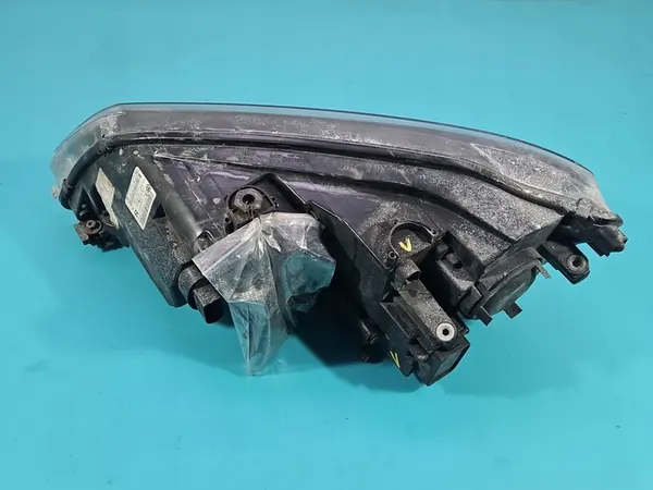 Farol direito Seat Alhambra II 7N 10-15 OEM 7N5941006F image 4