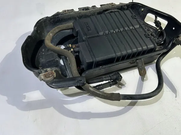 Filtre à charbon vapeur carburant Ford Mustang V 2010- OEM AR339E857A image 9