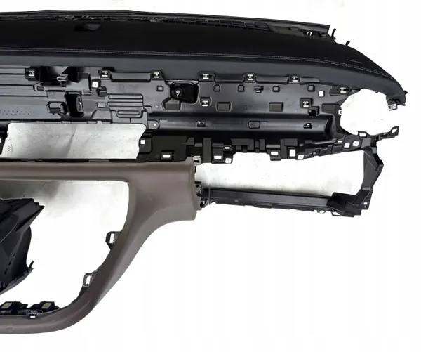 Salpicadero OEM RFT3033 para Mercedes V-Class W447 2024 image 3