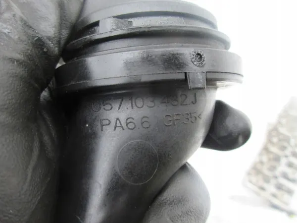 Col de remplissage huile OEM 057103482J Audi VW Porsche image 3