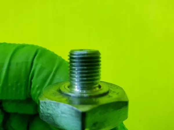 Oljetryckssensor Audi S6 S7 A8 4.0 TFSI 06K919081B image 3