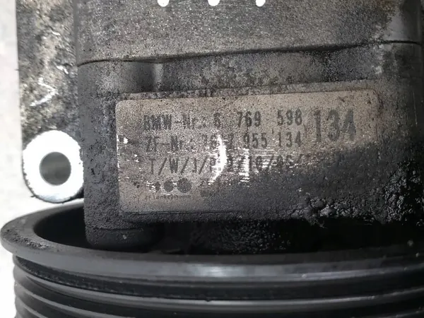 Pompe de direction assistée OEM 6769598 ZF BMW 1 E87 image 4