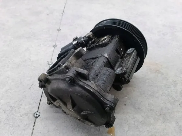 Pompe de direction assistée OEM 6769598 ZF BMW 1 E87 image 7