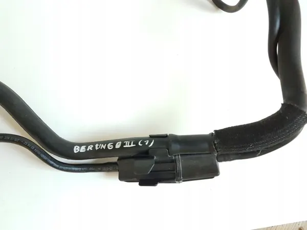 AdBlue-Schlauch OEM 9815705980 für Citroen Berlingo 2019 image 3