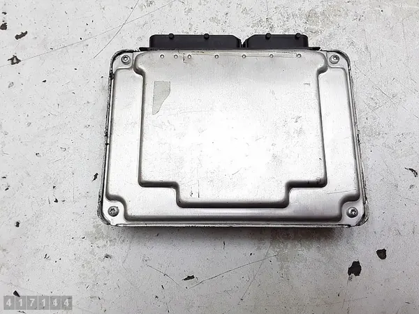 ECU Skoda Superb 2003 2500TDI 8E0907401T image 2