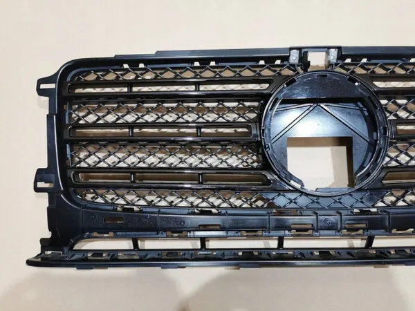 Grille Mercedes G-Class W463 AMG OEM A4638880400 image 4
