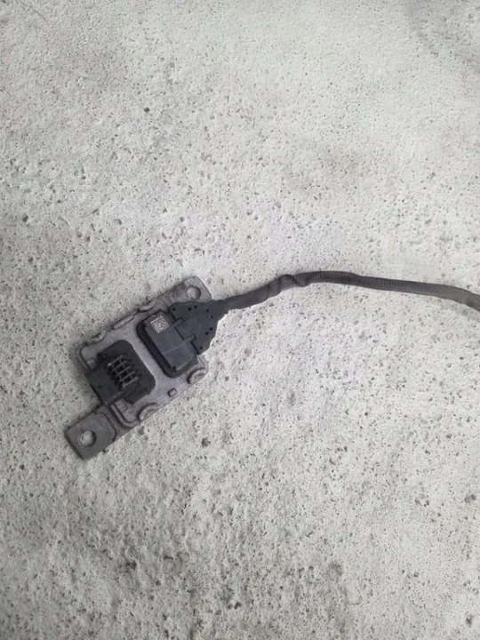 Katalysaattori OEM 4M0254454A Audi Q7:lle 3.0L Diesel image 4