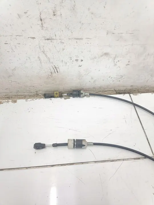 Levier de vitesse Ford OEM DN1R7E395CB - État utilisé image 4