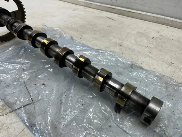 Culasse Ford OEM 9684487210 pour 1.4/1.6 TDCI image 4