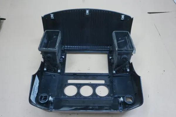 Nissan NAVARA D40 Radio Frame - OEM NAVARA D40 RAMKA RADIA image 10