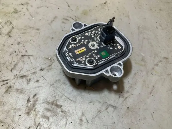 Volvo LED-koplampmodule OEM ME911613 - Gebruikt image 2