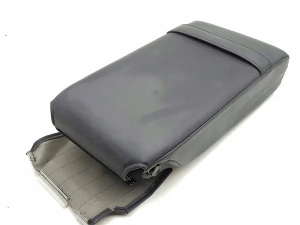 Infiniti Q50 2017 Bakre armstöd OEM AMD199625 image 7