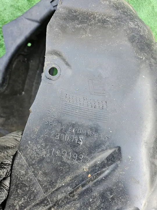 Front Left Wheel Arch Opel Insignia A 22890915 image 7